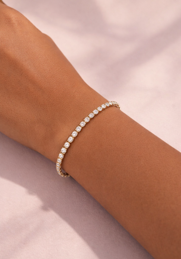 Brazalete "Hila" Tenis con Diamantes en Corte Redondo