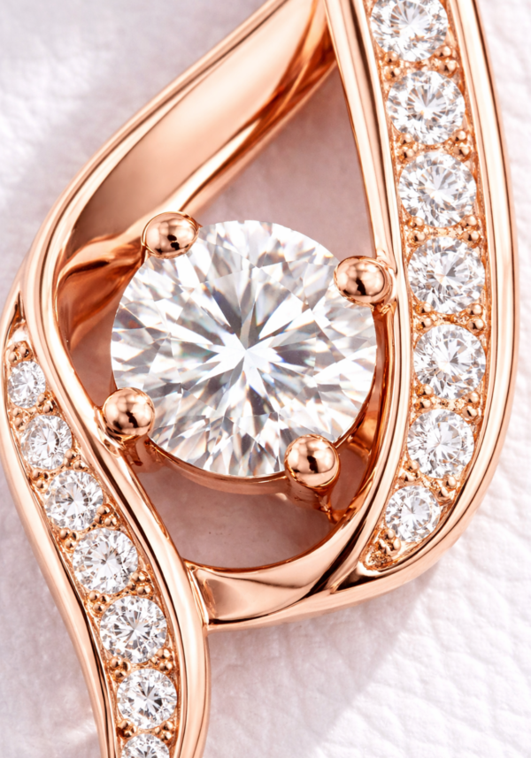 Collar "Ámer" en Corte Redondo