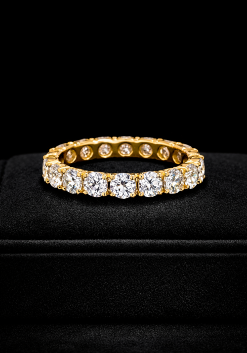 Anillo "Noah" con Diamantes en Corte Redondo